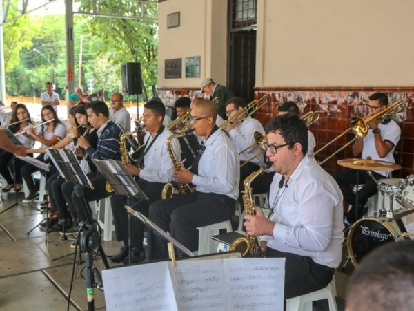 Estação Ferroviária recebe feira de economia solidária e banda Progresso Louveirense no sábado (17).jpg