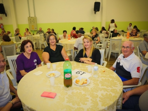 Prefeitura celebra Dia das Mães com atividades para todas as fases da maternidade (42).jpg