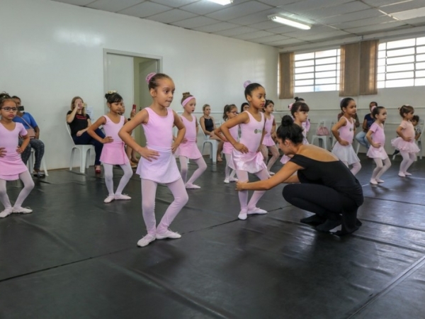 Prefeitura celebra Dia das Mães com atividades para todas as fases da maternidade (9).jpg