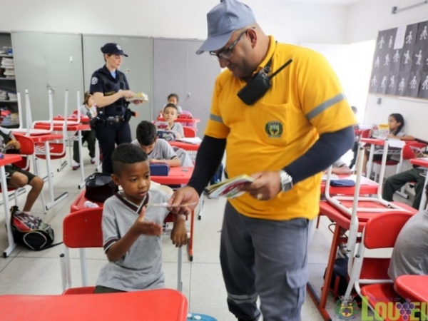 Revista_entrega (8).jpg