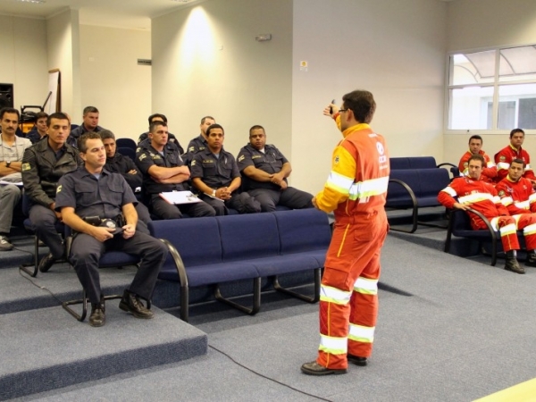 Curso de Primeiros Socorros - GM Louveira