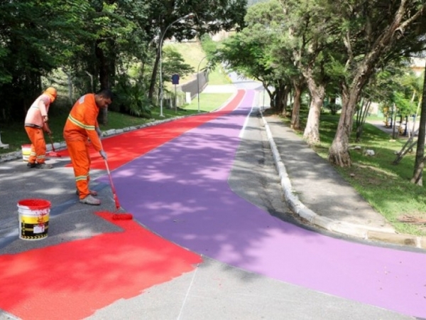 Área de Lazer recebe pintura de Ciclovia  01.jpg