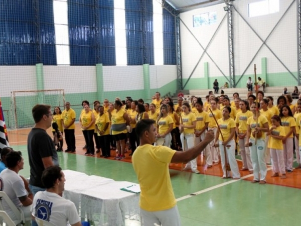 7º Encontro de Capoeira feminino 03.jpg