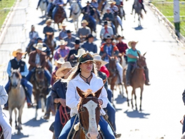 DESFILE DE CAVALEIROS 10.jpg