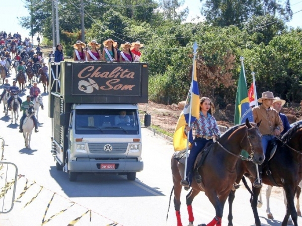 DESFILE DE CAVALEIROS 07.jpg