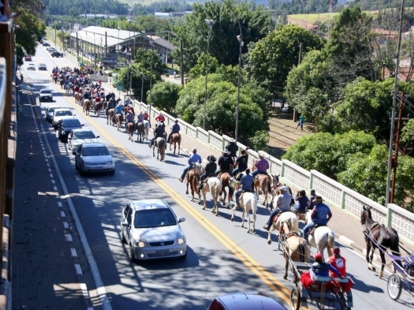 DESFILE DE CAVALEIROS 18.jpg