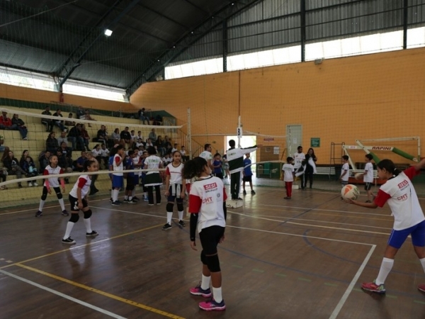 Festival de Mini Voleibol 02.jpg