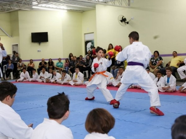 Troca de faixas Karate 19.jpg