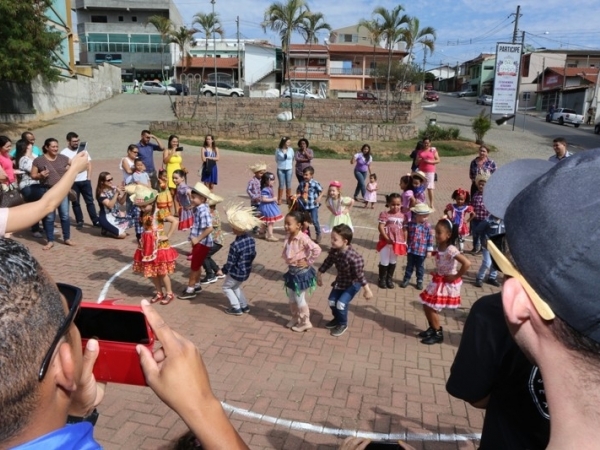 SÁBADO DE FESTAS JUNINAS 13.jpg