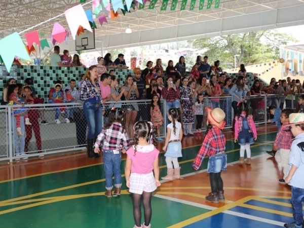 SÁBADO DE FESTAS JUNINAS 24.jpg