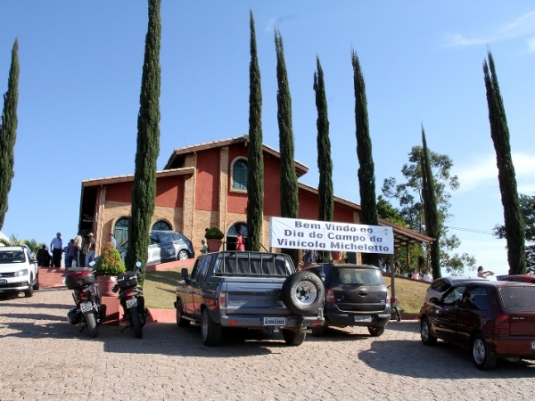 Dia de Campo Vinícola Micheletto 21.jpg