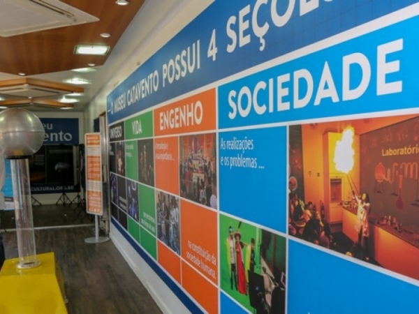 Mais de 600 estudantes participam de exposição interativa de ciência 004.jpg