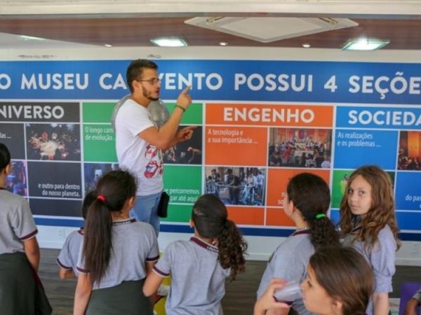 Mais de 600 estudantes participam de exposição interativa de ciência 009.jpg