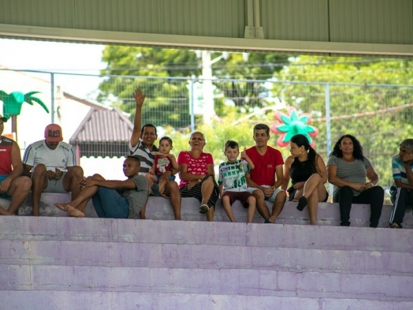 Super FCLanchonete Avenida vence Piauí FC na 16.ª Copa Louveira de Futebol Amador 016.jpg