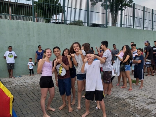 Celebração e festa marcam encerramento das escolinhas de esporte3.jpg