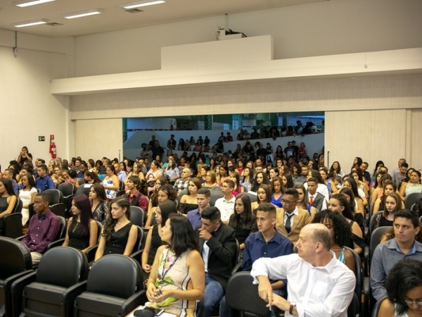 Programa de Educação para o Trabalho forma 70 alunos025.jpg